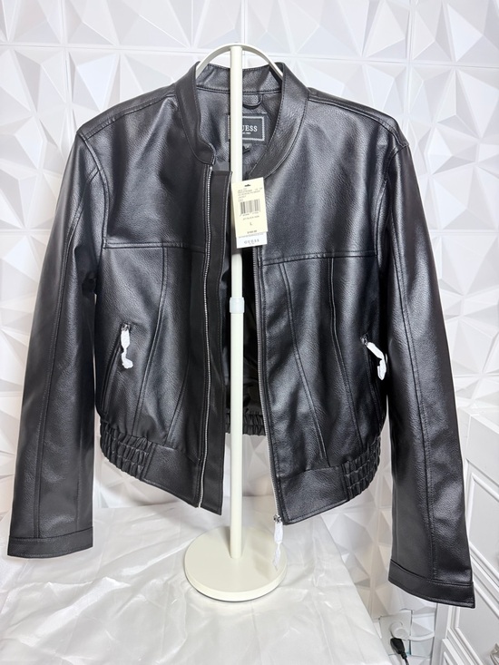 Guess Jackets & Blazers - 🖤Guess Black Leather Jacket